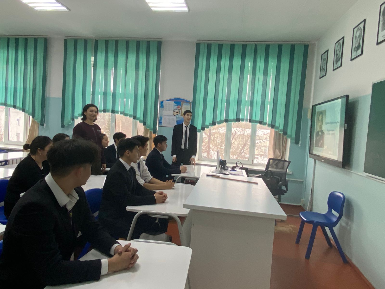 «Ерлікке толы өмір» тақырыбында тәрбие сағаты