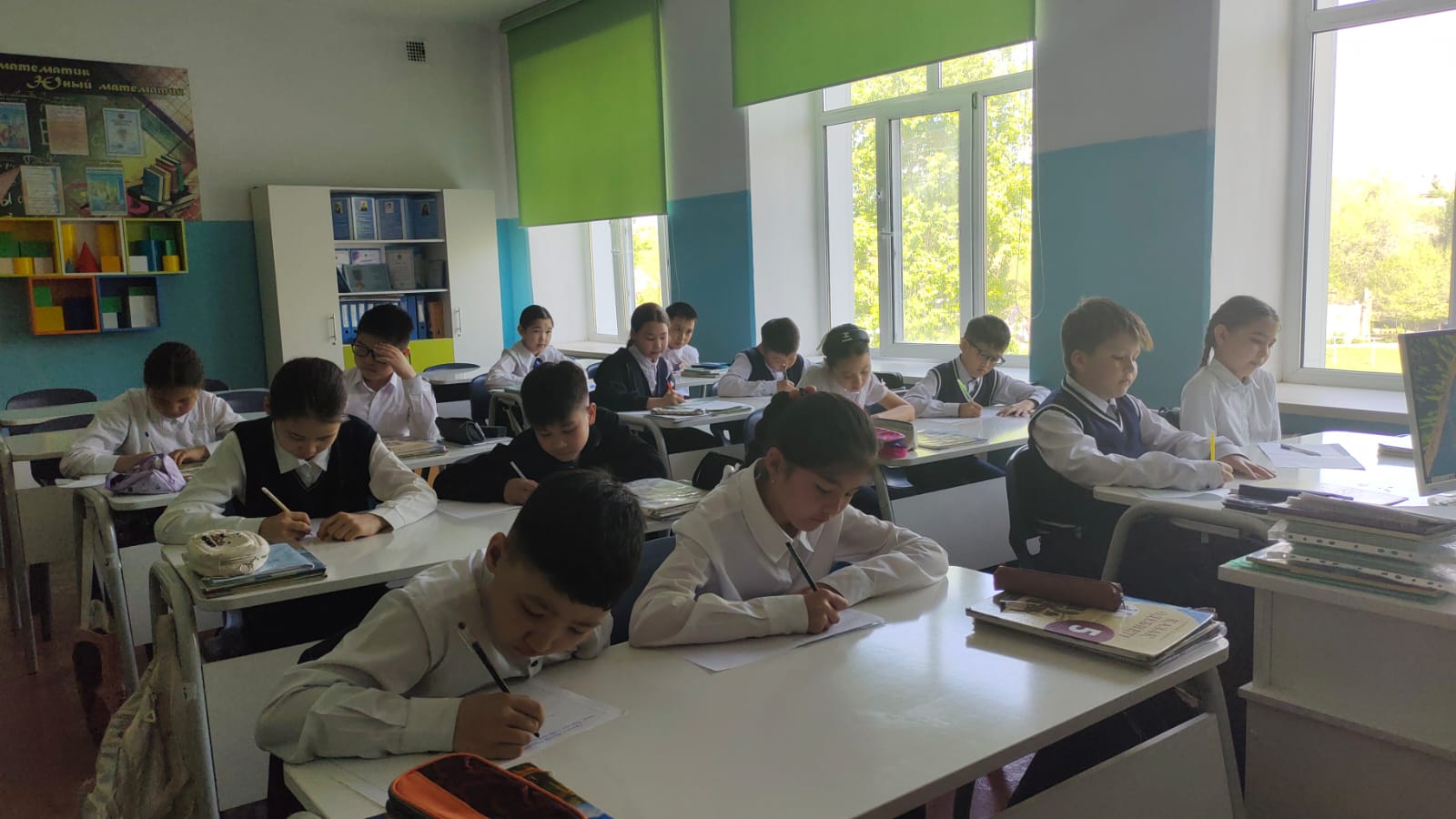 "Ынтымағы жарасқан туған өлкем—Қазақстан! жаппай диктант жұмысы
