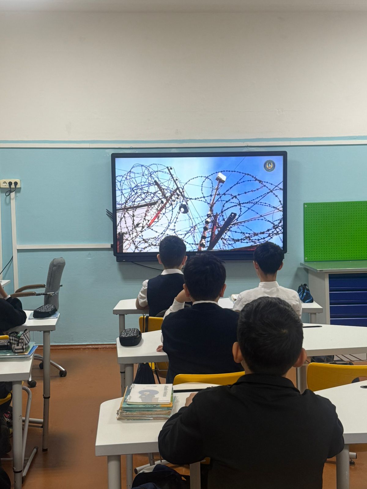 Есірткі - жастық шақтың жұлынқұрты